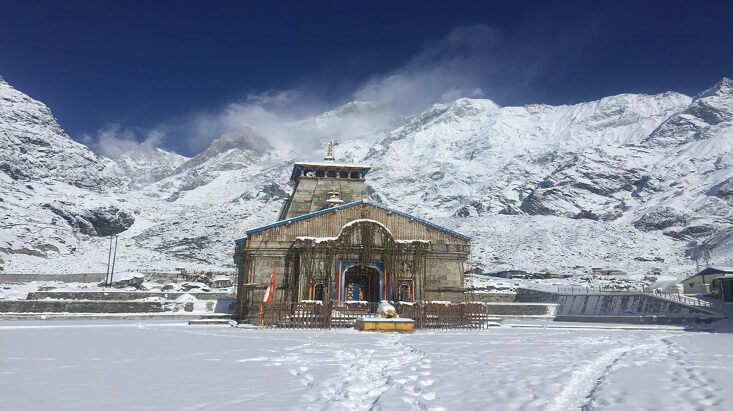 Kedarnath Temple Snowfall